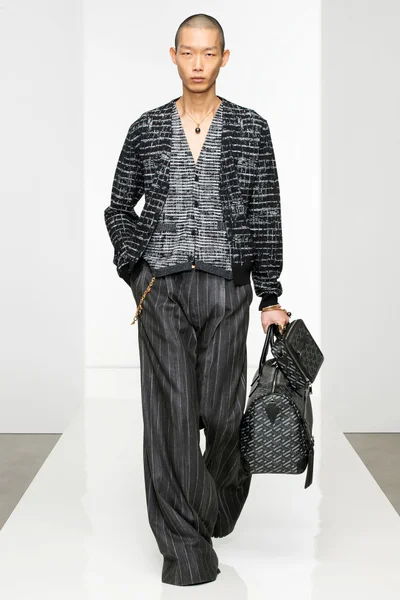 Look 5